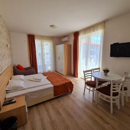 Mida Apartment Obzor Buitenkant foto
