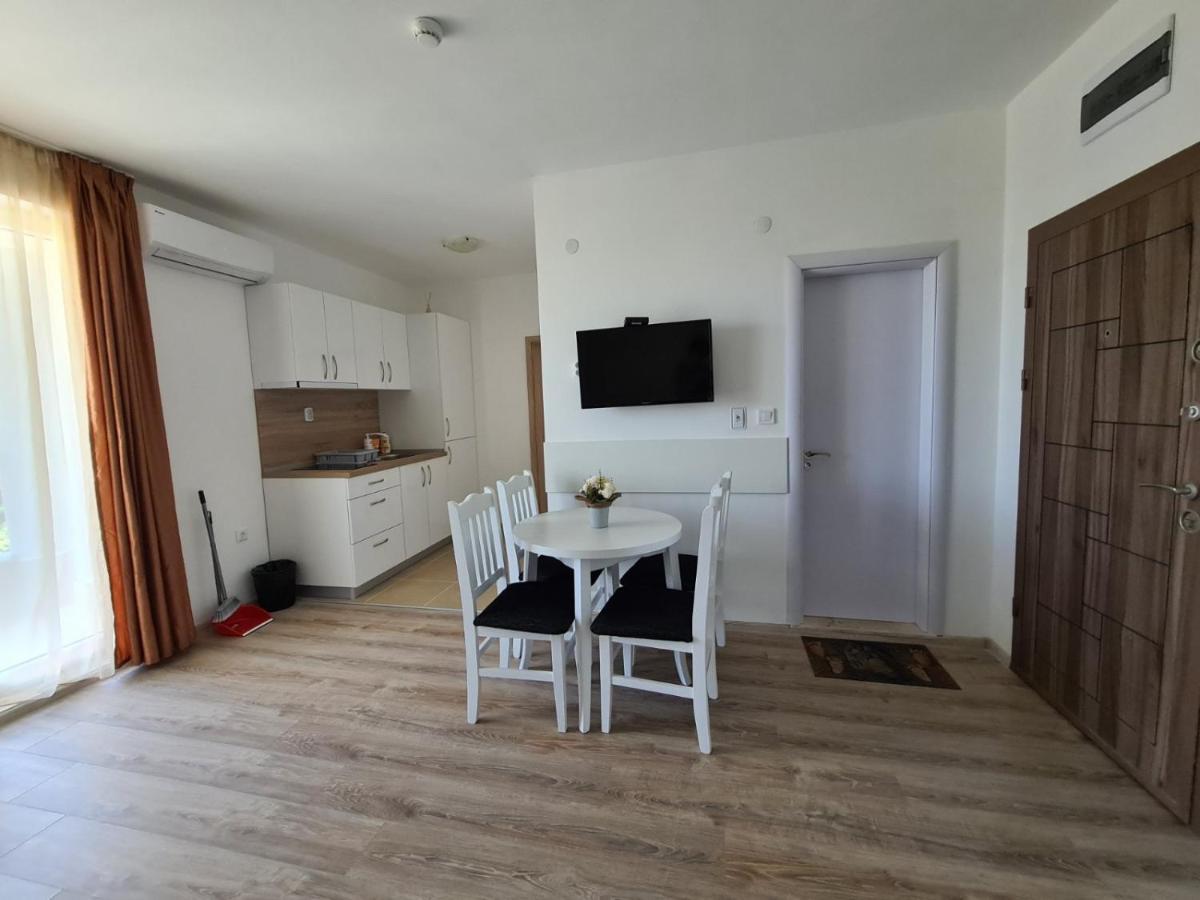 Mida Apartment Obzor Buitenkant foto